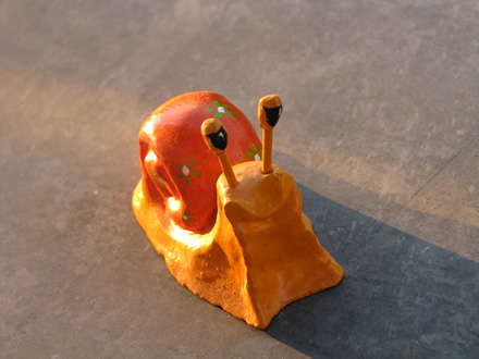 Positive-thinking snail
