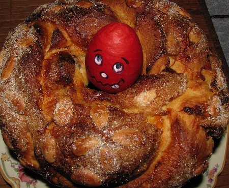 The home-made Easter food